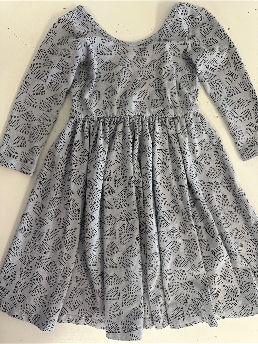 Alice & Ames Ballet Dress Fans 5